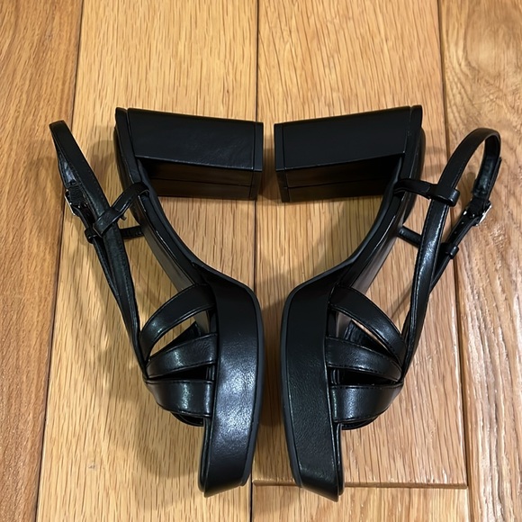 Bandolino Women's Brie Heeled Sandal Size 7M - Picture 9 of 16